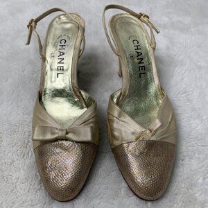 Vintage Chanel Women's Gold Cream Ballet Round Toe Sling Back Heels Size 7